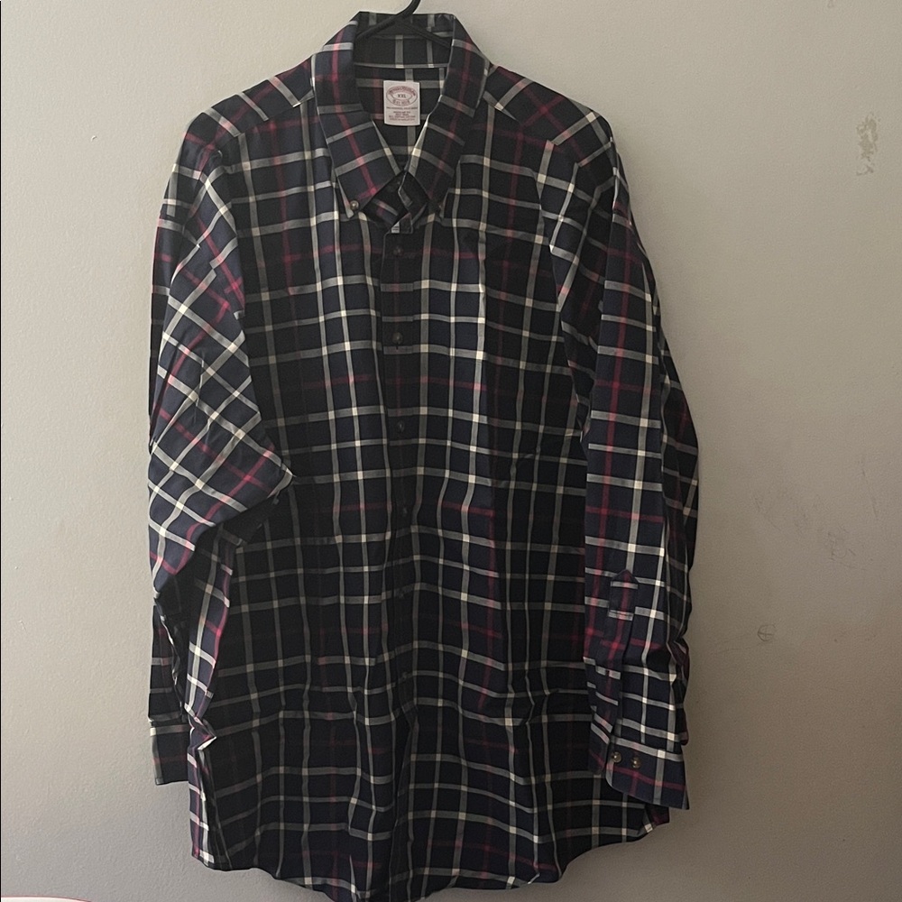Brooks Brothers Navy and Red Plaid Casual Button Down Shirt